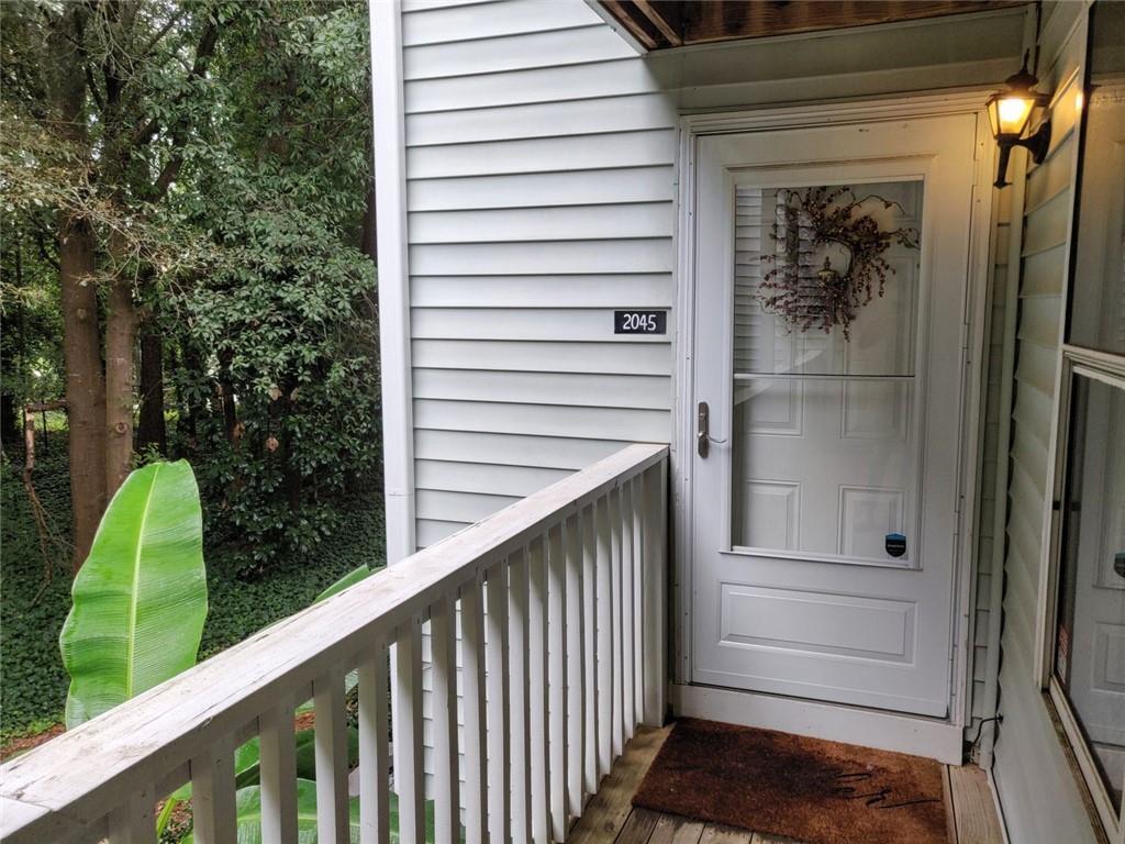 Foto principal - 2045 Brian Way