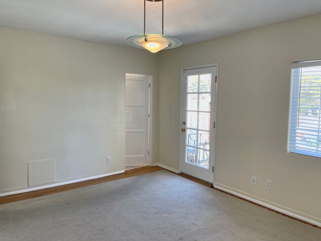 Building Photo - Spalding Apartments