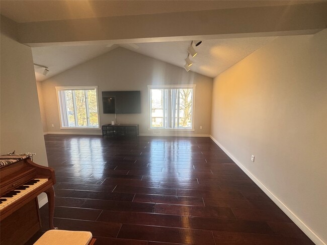 Building Photo - 41 Kenilworth Rd