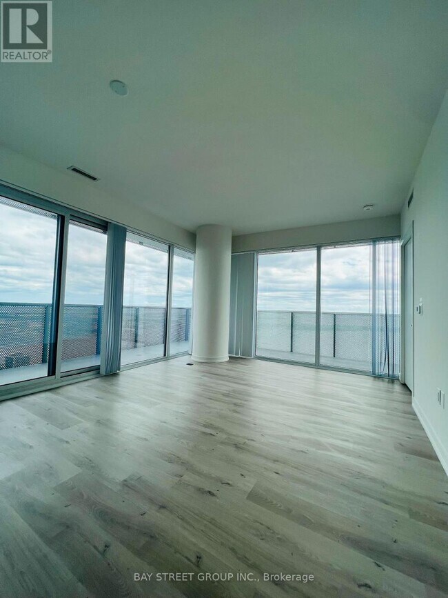 Building Photo - 138 Downes St