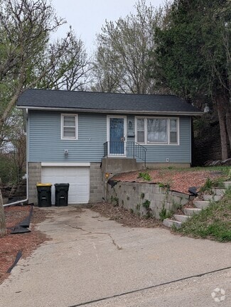 Building Photo - 3506 Dodge Ave