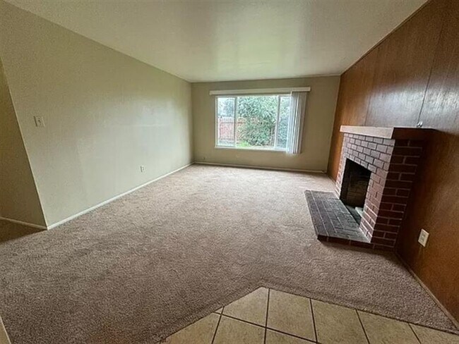 Foto del edificio - This beautiful 3 bedroom