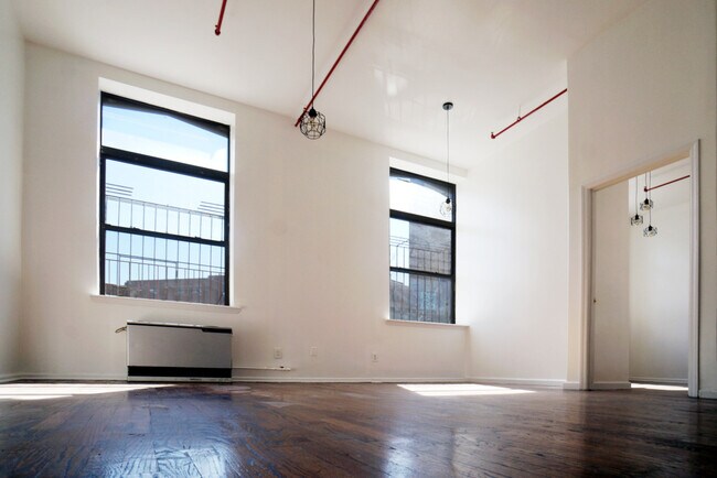 Building Photo - 65 S 11th St