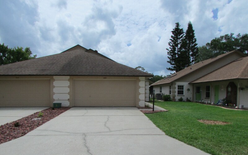 818 Brimfield Ct, Port Orange, FL 32127 Townhouse for Rent in Port