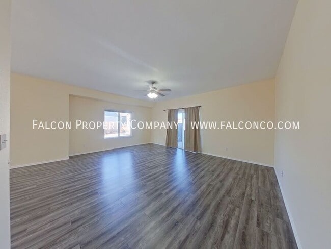 Foto del edificio - 10151 Roughshod Point-