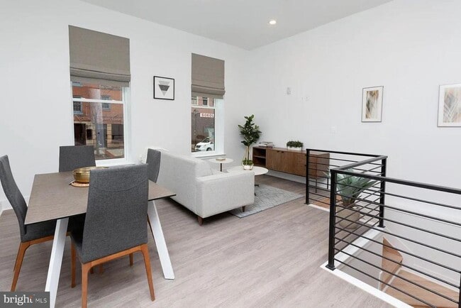 Foto del edificio - 1742 Fleet St