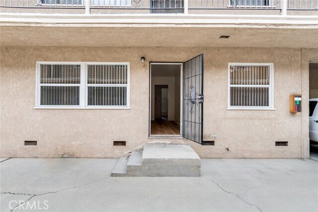 Foto del edificio - 15732 Santa Ana Ave