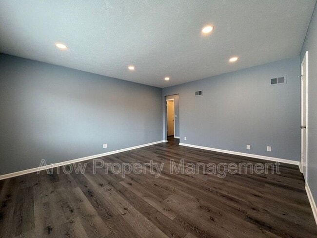 Foto del edificio - 800 S 38th St