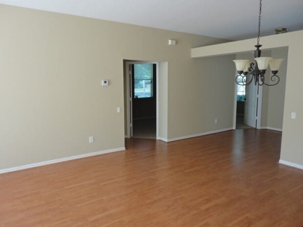 Building Photo - 9303 Huntington Park Way