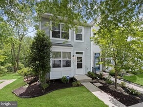 Building Photo - 9537 Clocktower Ln