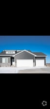 Building Photo - 645 SE Tallgrass Ln