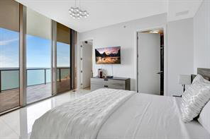 Foto del edificio - Collins Avenue, Bal Harbour, FL 33154 - 3 BR 3.5 BA condo