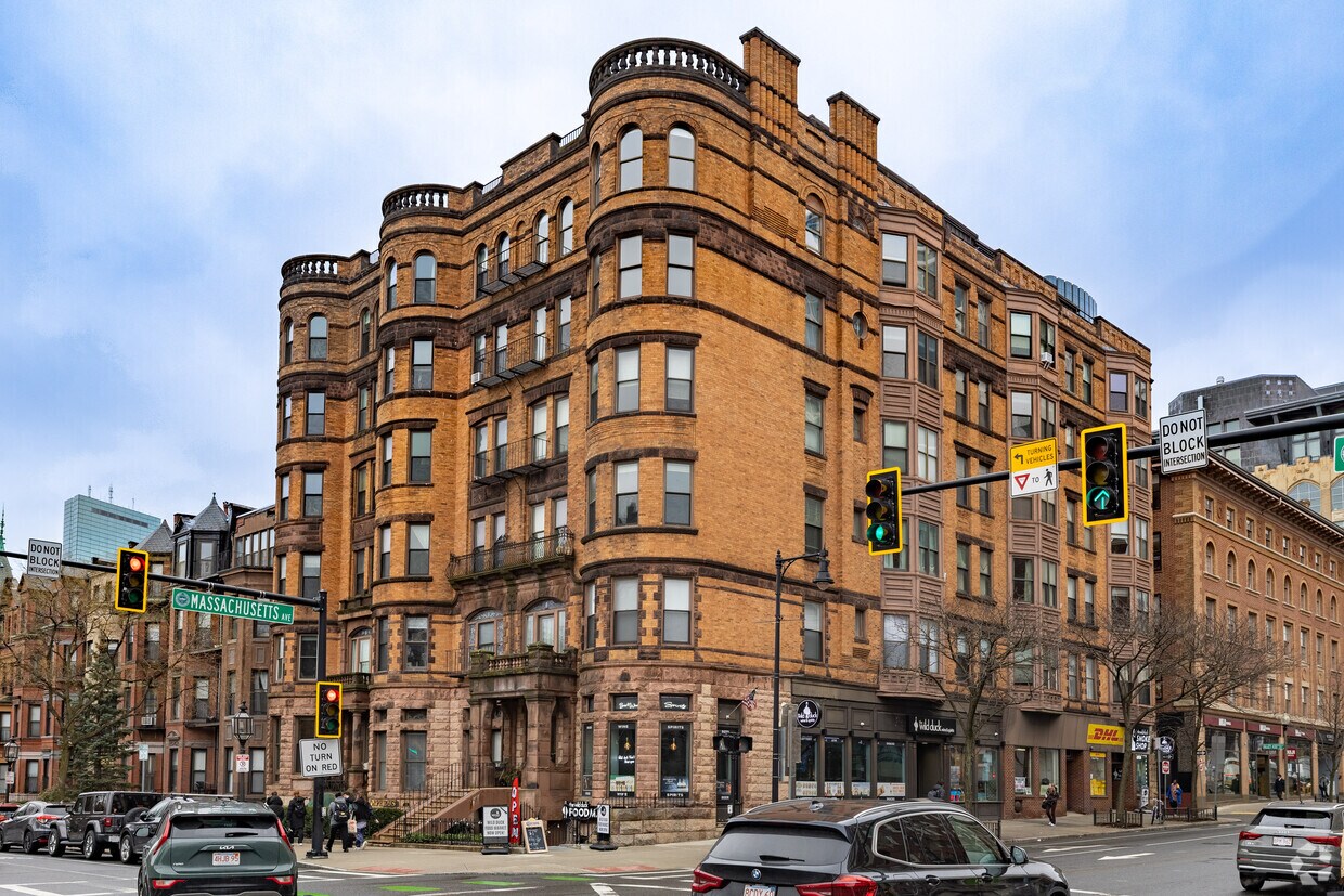 Primary - 362 Commonwealth Ave