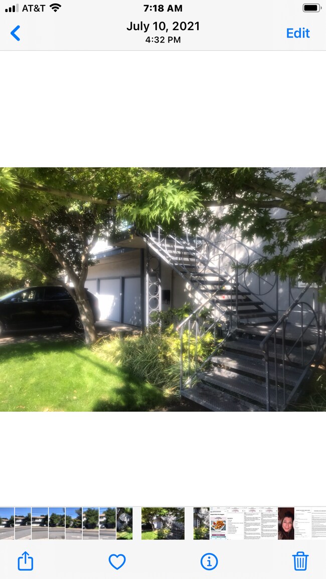 Building Photo - 389 Oak Grove Ave