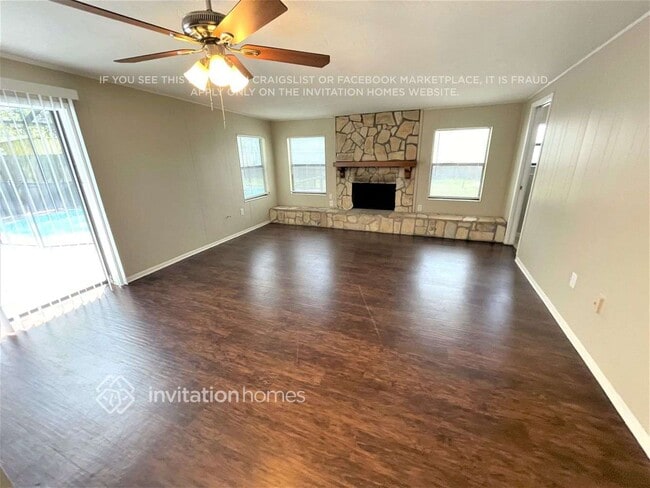 Building Photo - 3620 Bali Dr