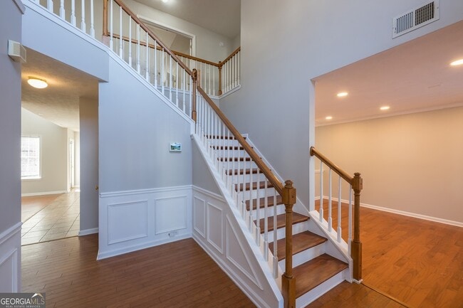 Building Photo - 3789 Seattle Pl NW