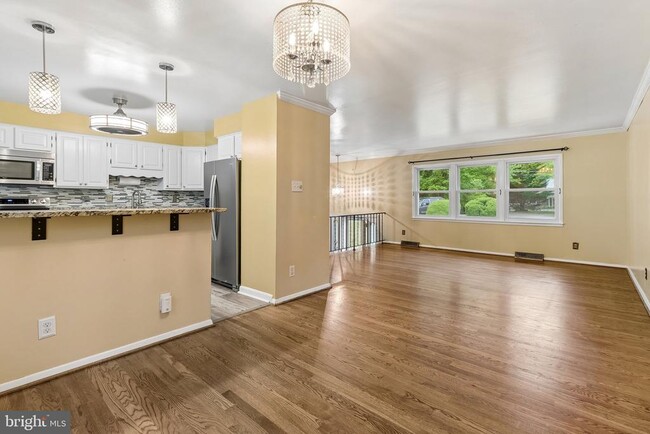 Foto del edificio - 13104 Clarion Ct