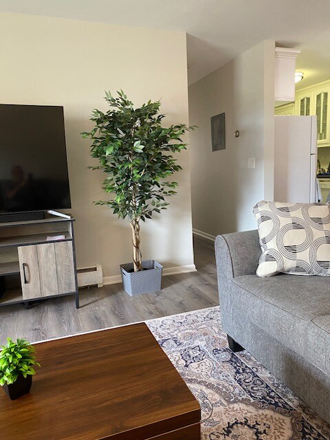 Foto del edificio - 7000 Sandell Ave