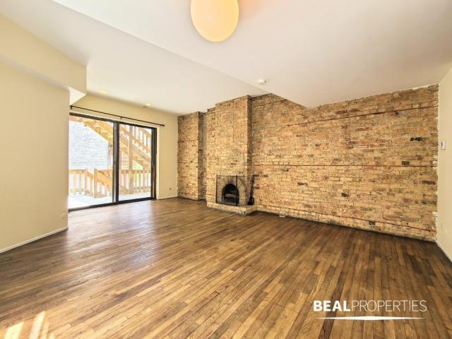 Foto del edificio - 2 bedroom in CHICAGO IL 60657