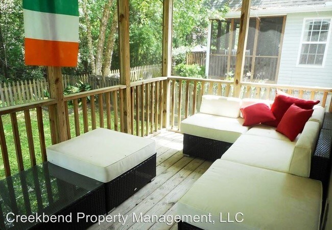 Building Photo - 3 br, 2.5 bath House - 401 Stefan Drive