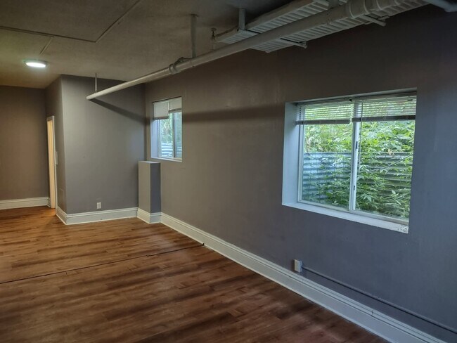 Foto del edificio - 3042 13th Ave S