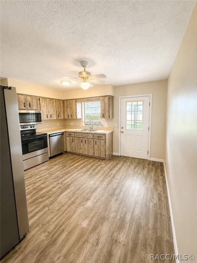 Foto del edificio - 9476 W Green Bay Ln
