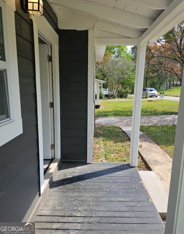 Foto del edificio - 163 Kathryn Rd