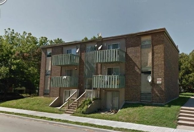 Building Photo - Lexington Crossing