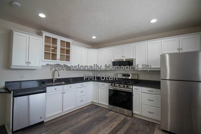 Foto del edificio - 1650 Trinnaman Ln