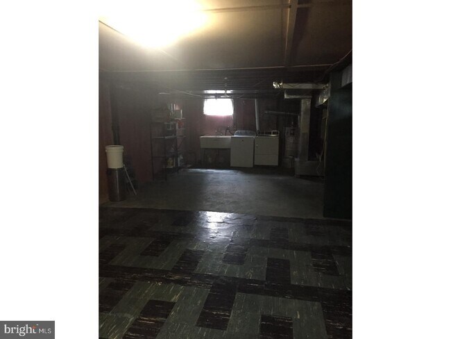 Foto del edificio - 7 E Manoa Rd