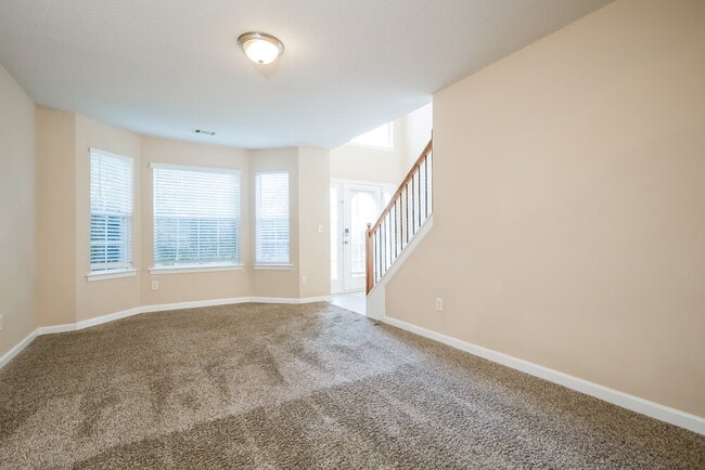 Building Photo - 369 Kentwood Springs Dr