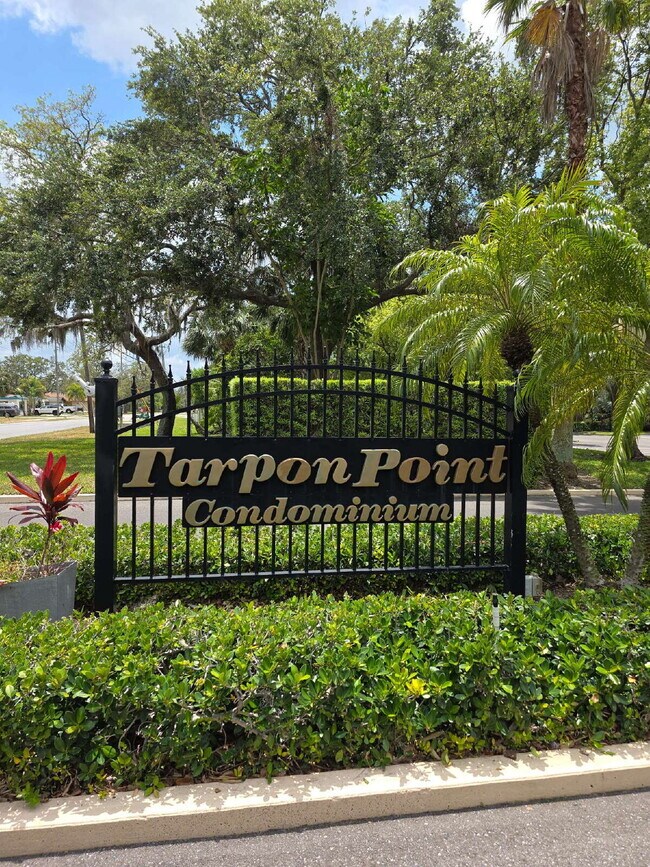 Foto del edificio - Condo For Rent in Tarpon Point