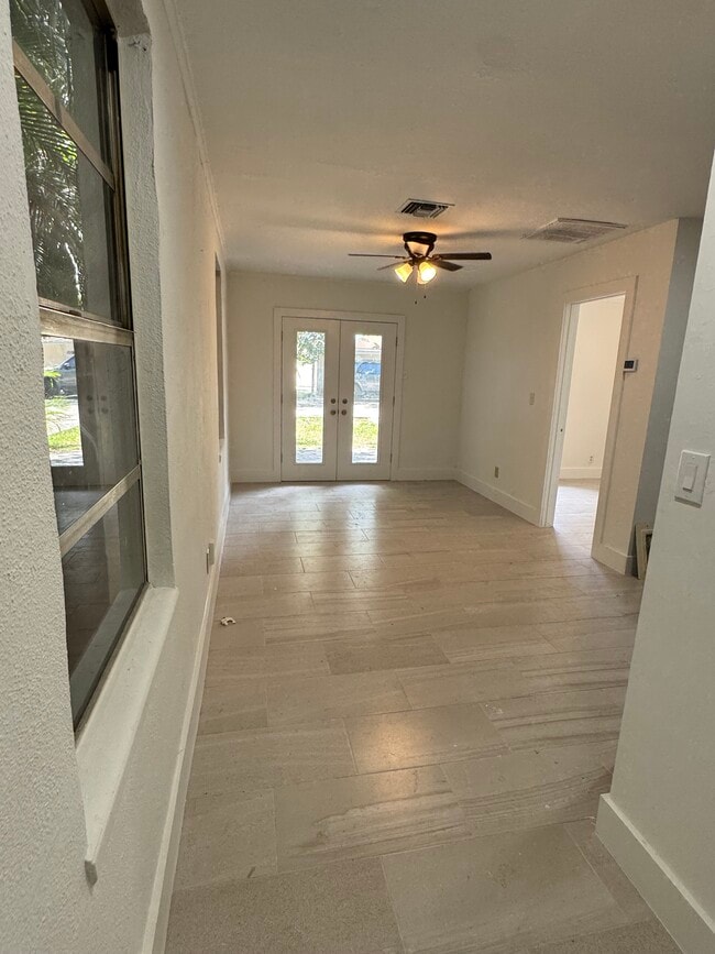 Dinning room - 4620 McGregor Blvd