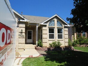 Building Photo - 1434 S Canoe Creek Dr