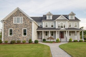 Building Photo - 12 Cart Path Ln