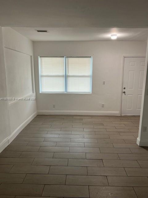 Foto del edificio - 274 E 9th St