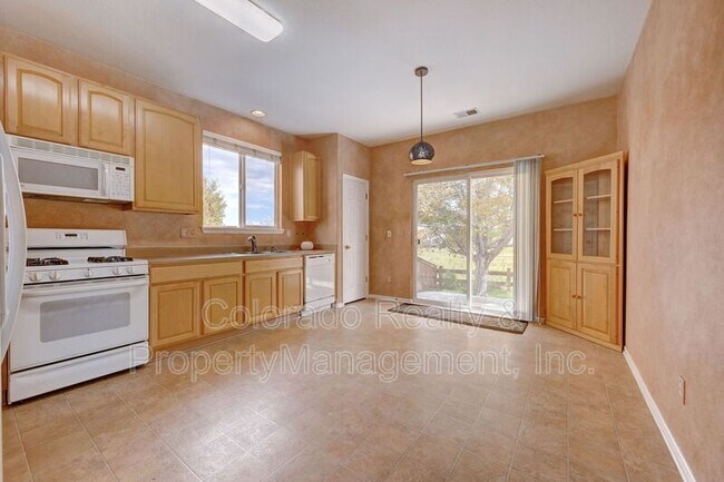 Building Photo - 10577 Tracewood Cir