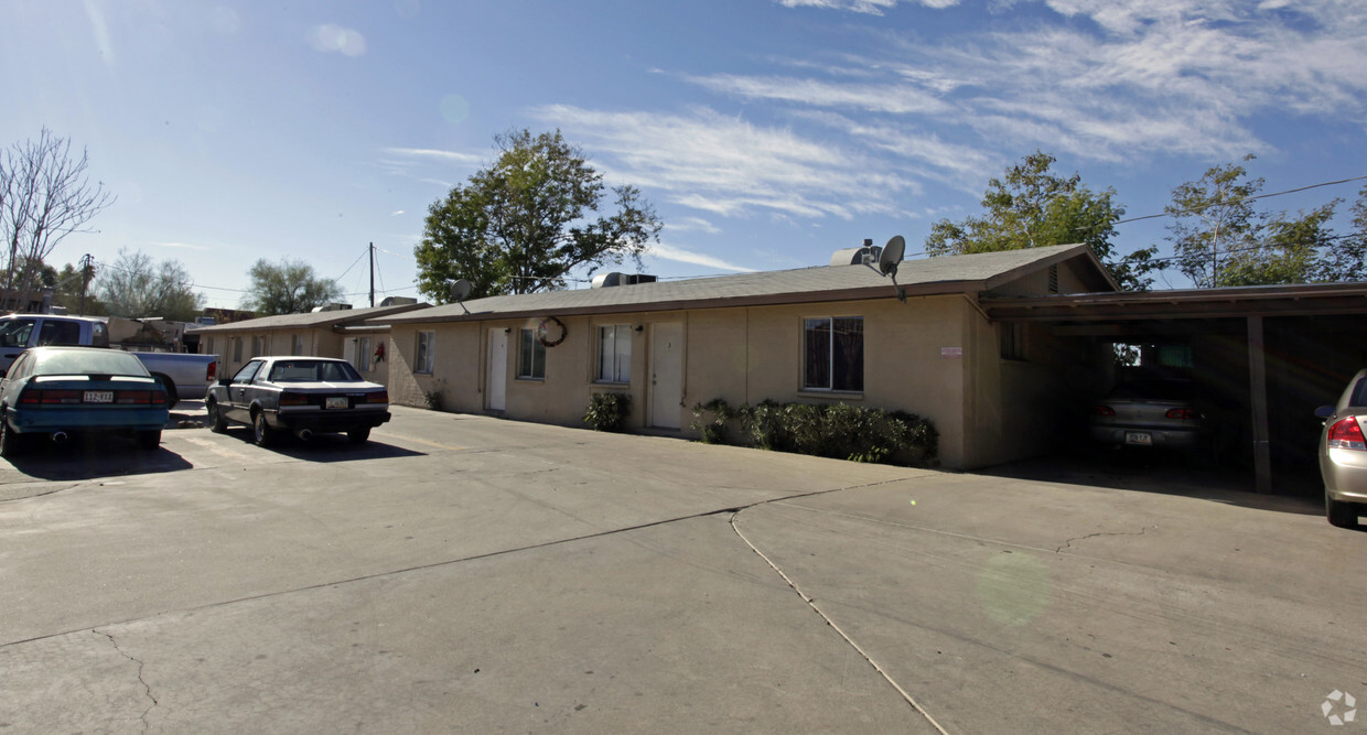 Primary Photo - Fig Tree Apartments