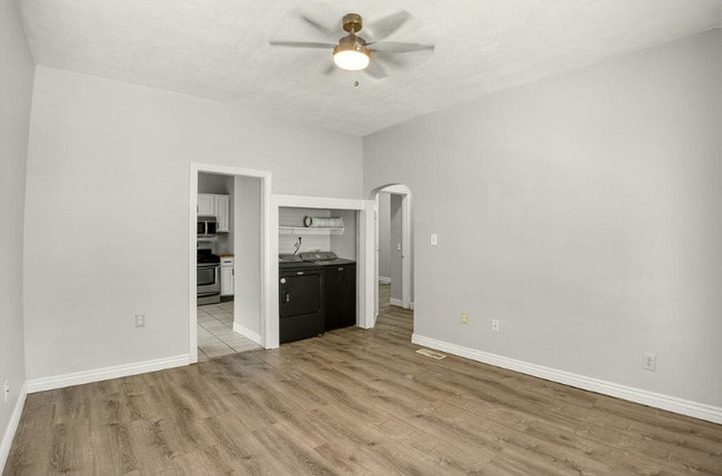 Building Photo - 837 W Bridger St