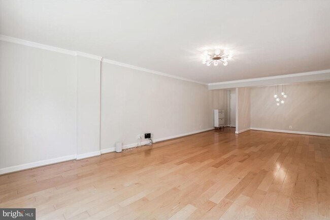 Building Photo - 7621 Tremayne Pl