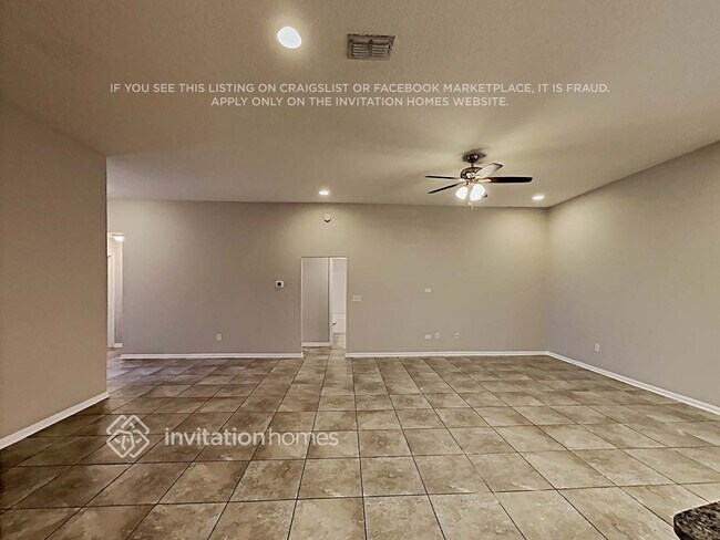 Foto del edificio - 306 Colorado Springs Way