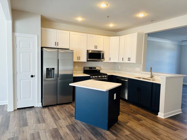 Kitchen - 12050 Chestnut Glen Rd