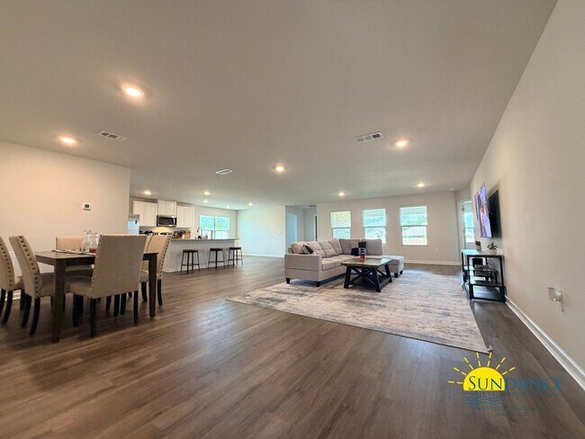 Foto del edificio - 5578 Silverbell Dr