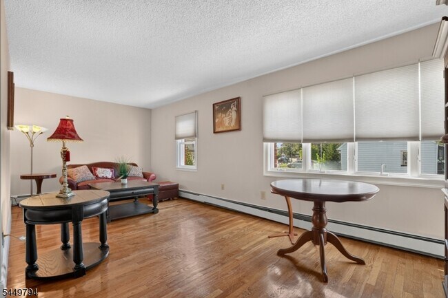 Foto del edificio - 200 N 18th St