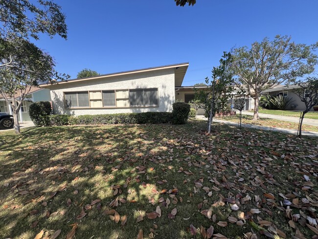 Foto del edificio - 6532 San Diego Ave