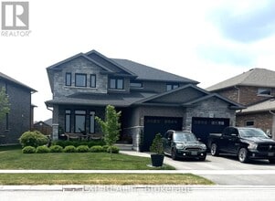Building Photo - 76 Essex Dr