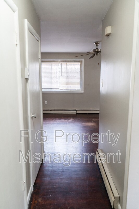 127 Upper Airbase Ln, Briceville, TN 37710 Condo for Rent in