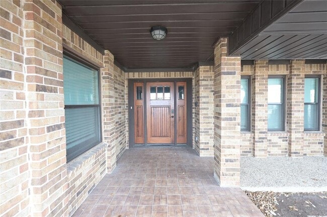 Building Photo - 2106 S Colorado St