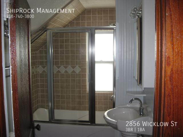 Building Photo - 2856 Wicklow St