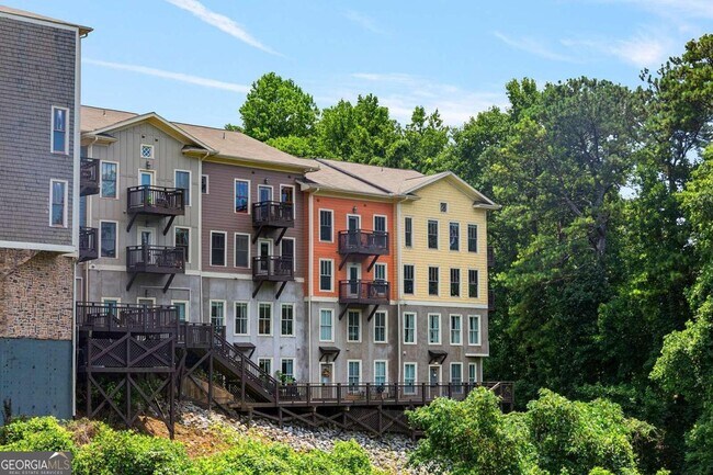 Foto del edificio - 1628 Briarcliff Rd NE